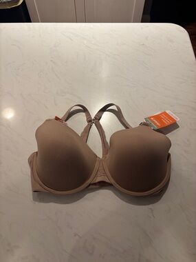 NWT T-Shirt Wireless Bra - Nude